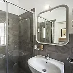 Acquapazza Bed & Breakfast 4*