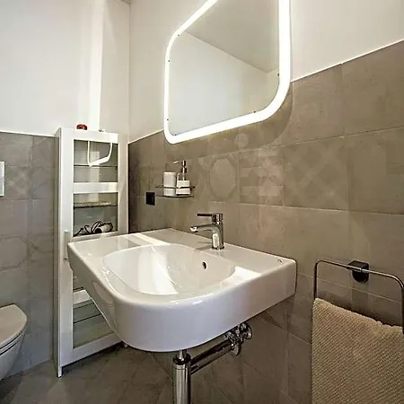 Acquapazza Oda ve Kahvaltı 4*